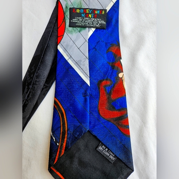 Looney Tunes Mania Character Tasmanian Devil Taz Basketball 1995 Men's Neck Tie - Picture 4 of 6